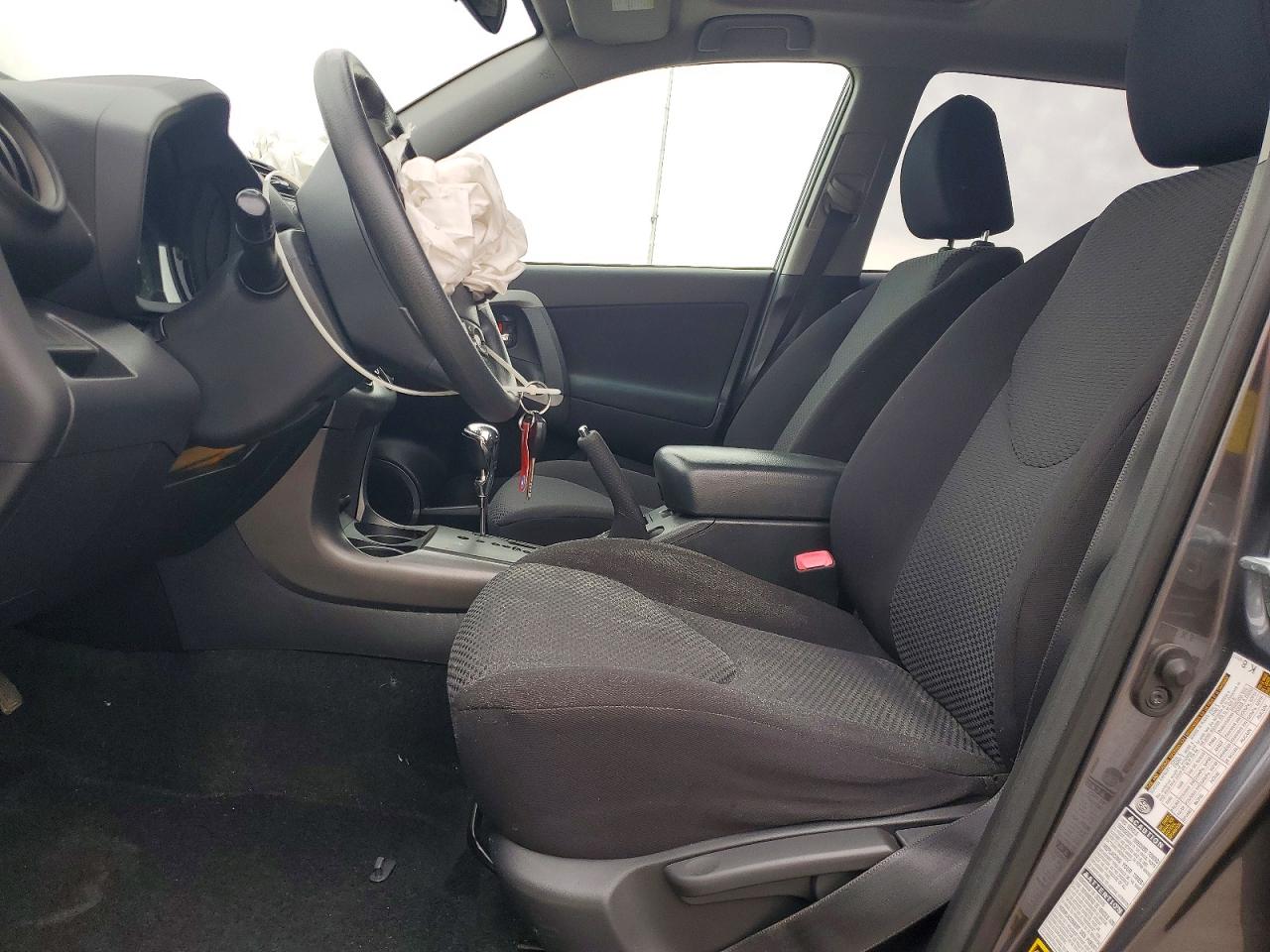 2011 TOYOTA RAV4 SPORT photo 13