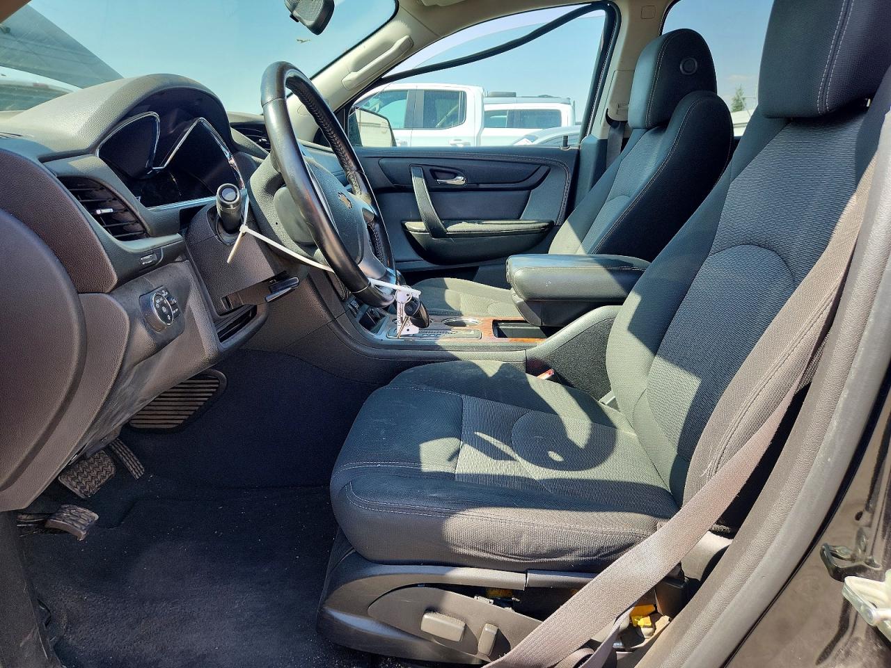 2014 CHEVROLET TRAVERSE LT photo 13