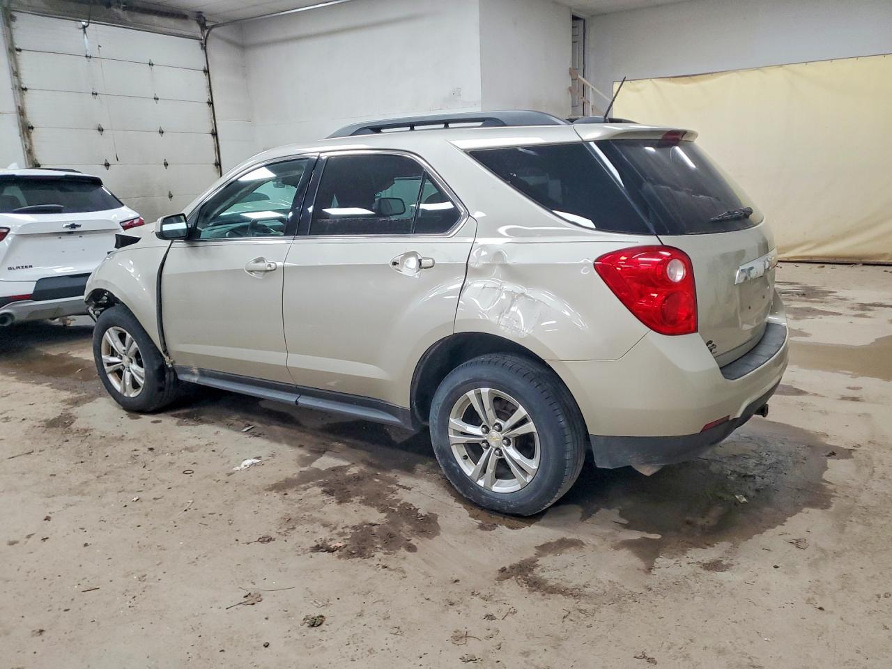 2015 CHEVROLET EQUINOX LT photo 3