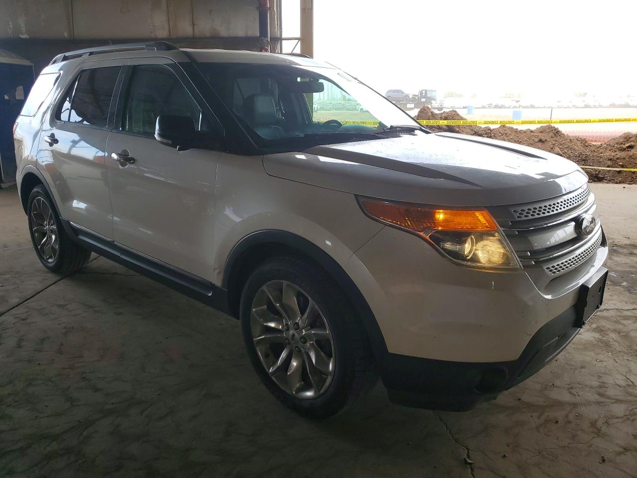 2013 FORD EXPLORER XLT photo 4