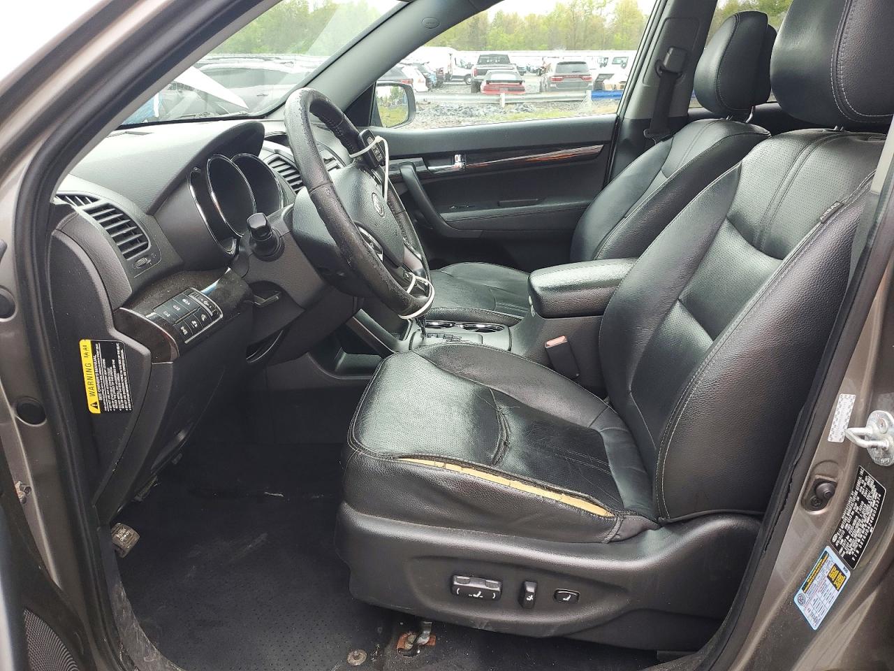 2011 KIA SORENTO EX photo 13