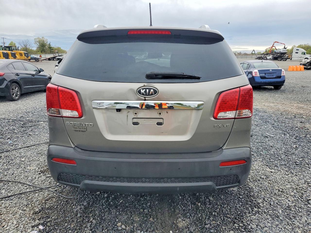 2011 KIA SORENTO EX photo 11