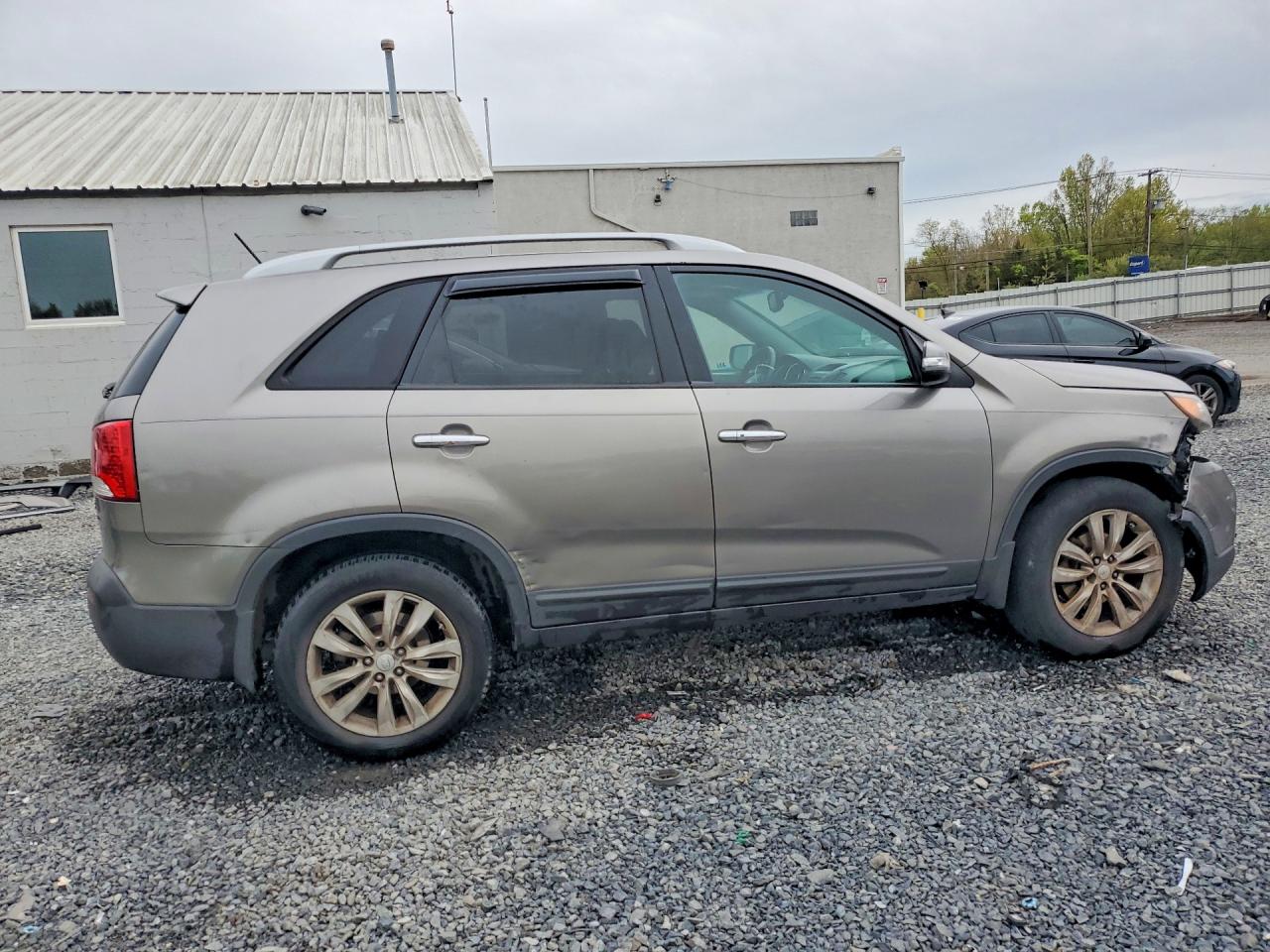 2011 KIA SORENTO EX photo 5
