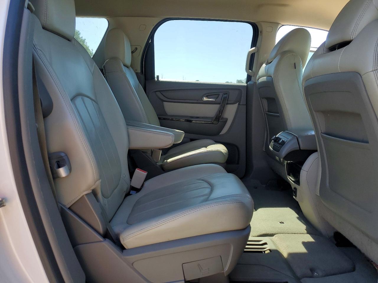 2016 GMC ACADIA SLT-2 photo 11