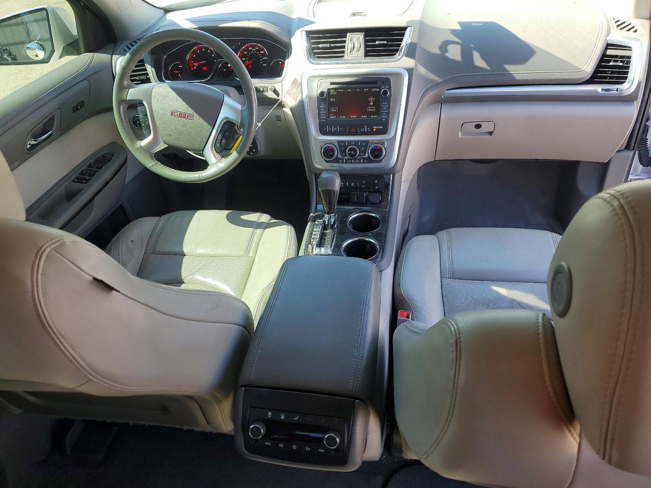 2016 GMC ACADIA SLT-2 photo 8