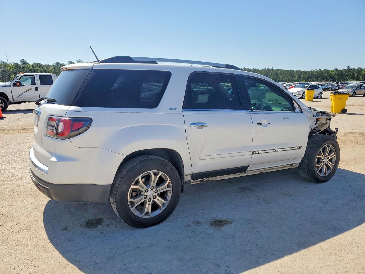 2016 GMC ACADIA SLT-2 photo 3