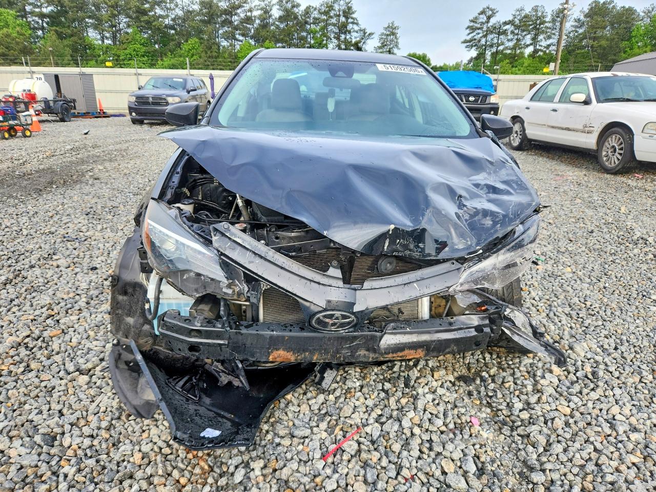 2019 TOYOTA COROLLA LE photo 9