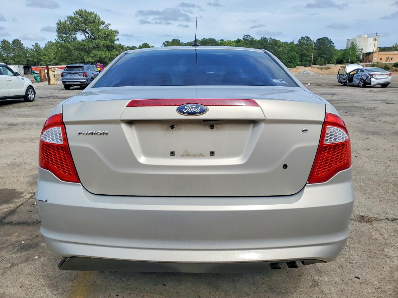 2010 FORD FUSION S photo 6