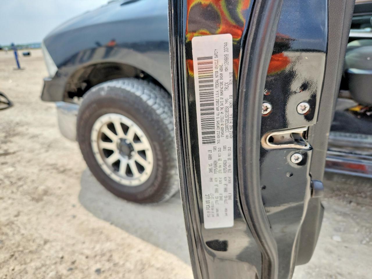 2018 RAM 1500 SLT photo 23