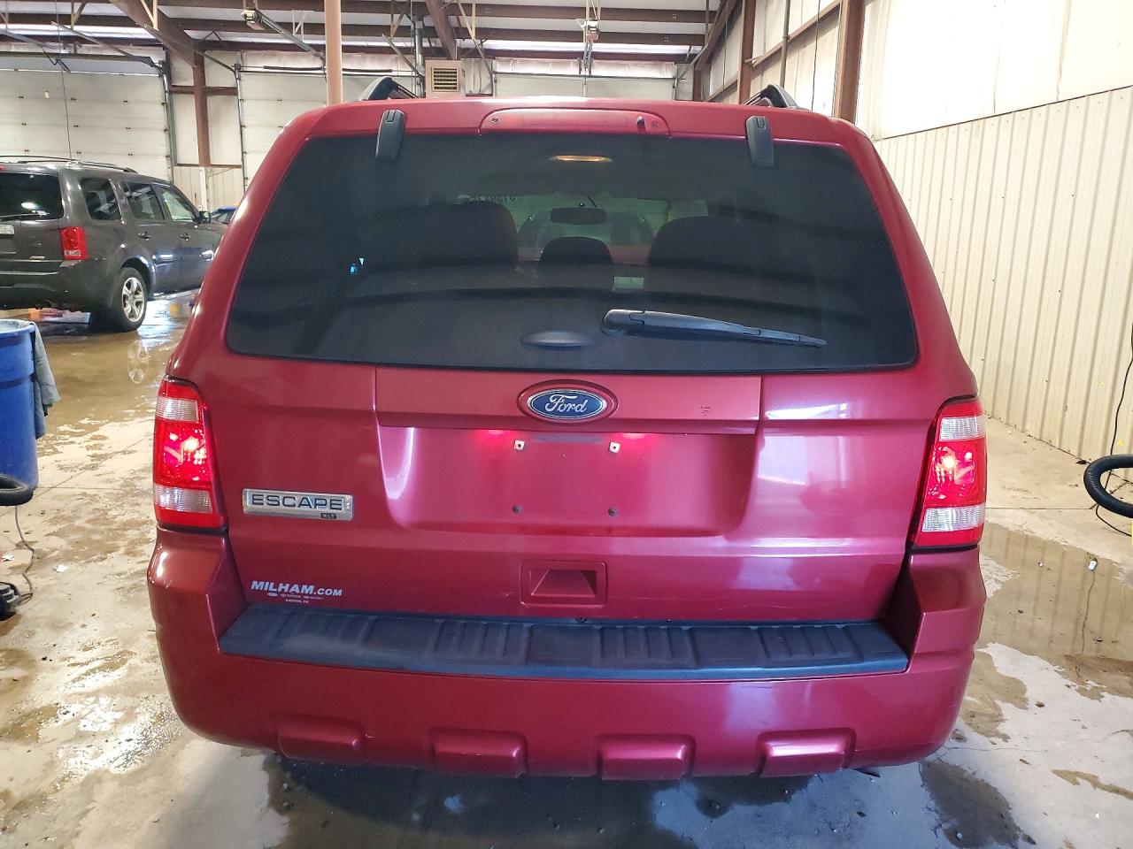 2012 FORD ESCAPE XLT photo 11