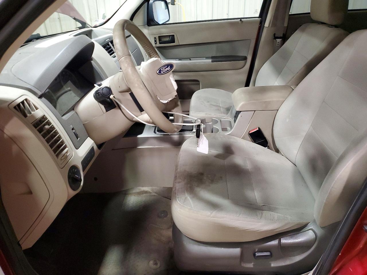 2012 FORD ESCAPE XLT photo 13
