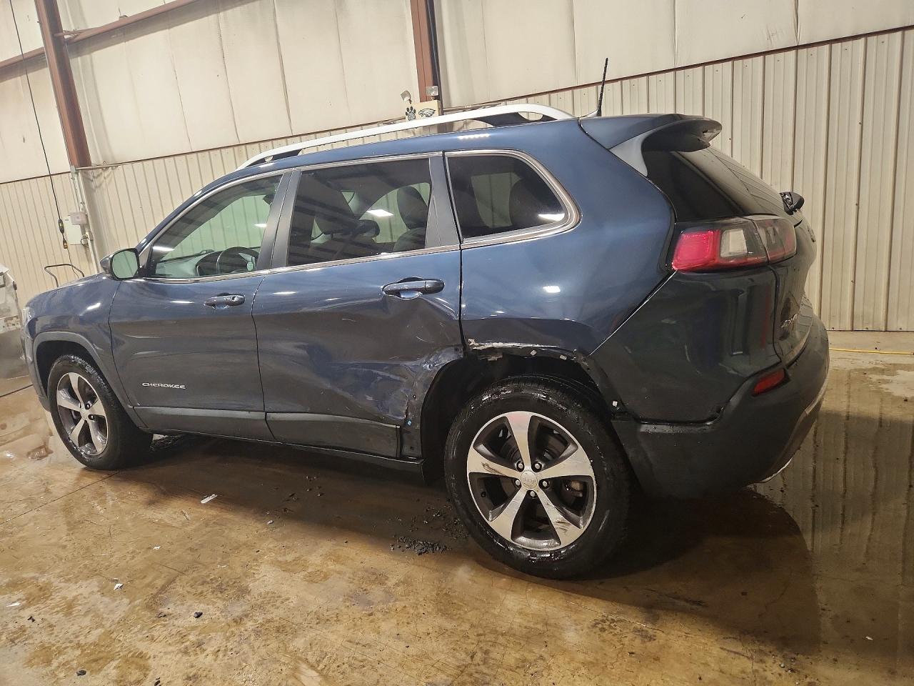 2019 JEEP CHEROKEE LIMITED photo 3