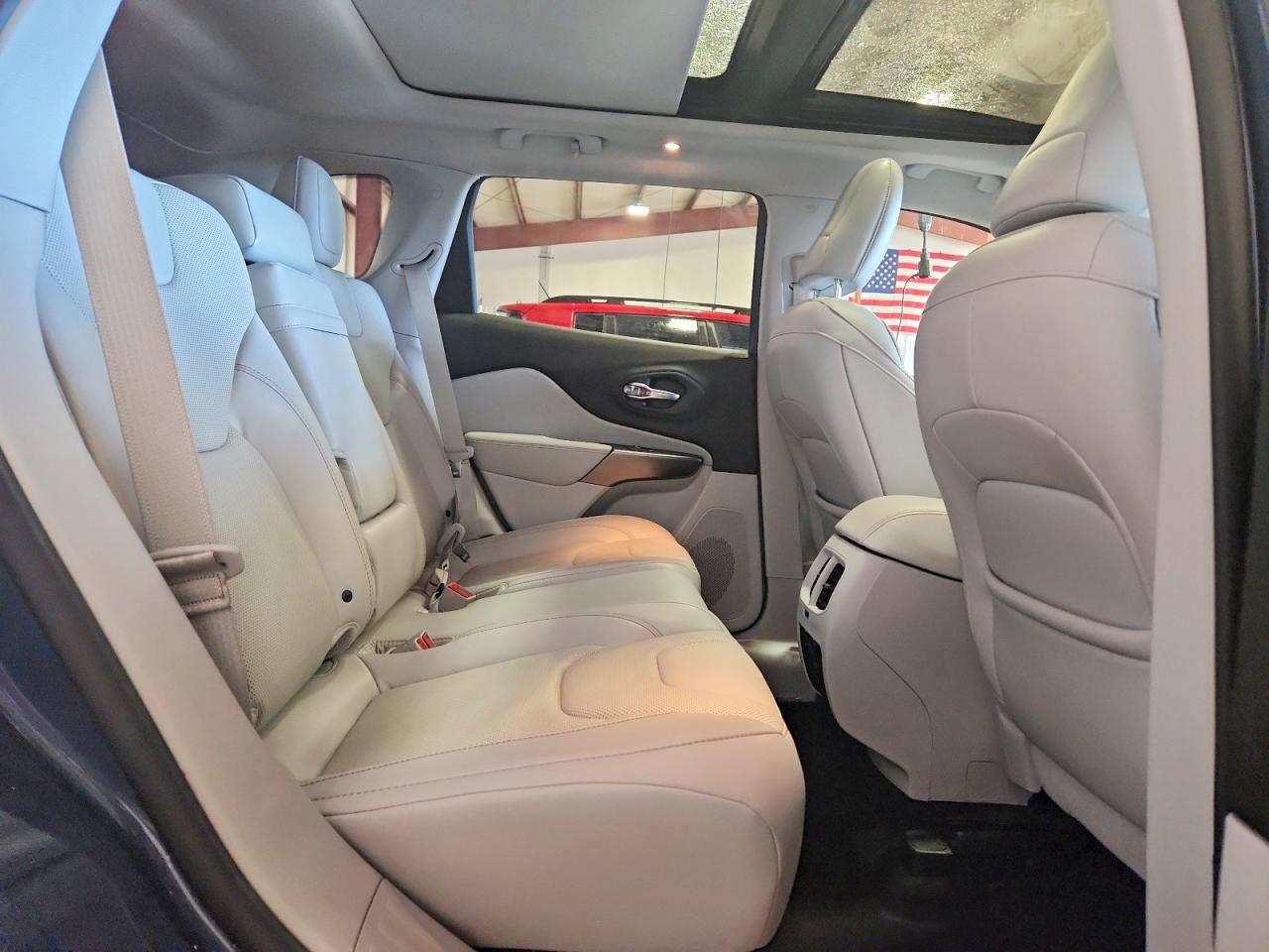 2019 JEEP CHEROKEE LIMITED photo 21