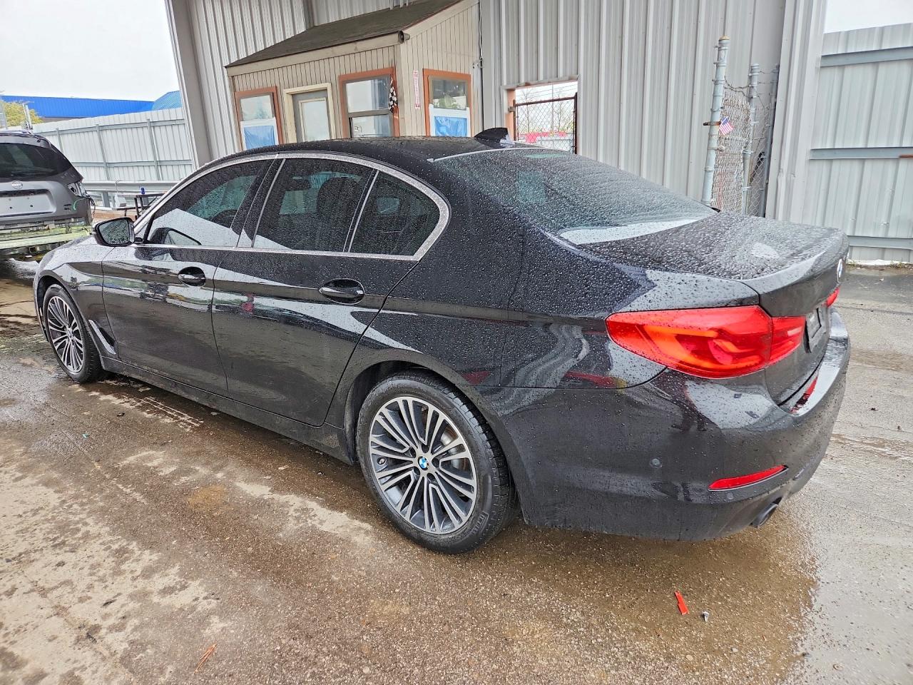 2019 BMW 530 I photo 3
