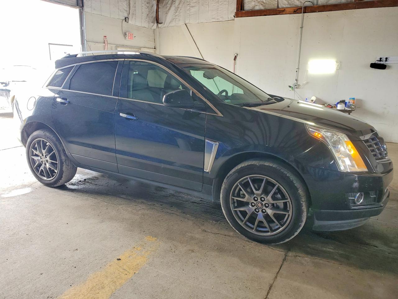 2016 CADILLAC SRX PERFORMANCE COLLECTION photo 4