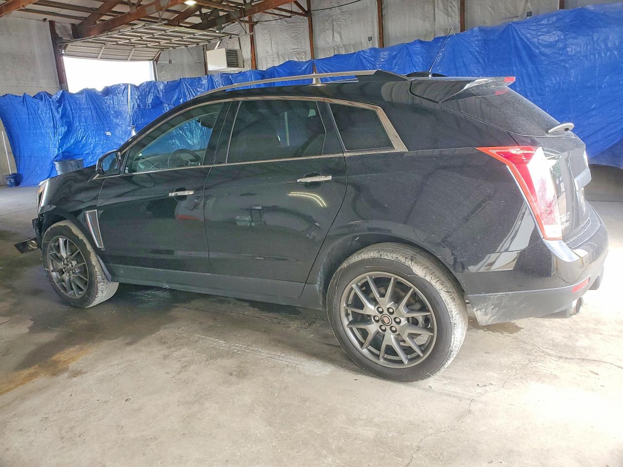 2016 CADILLAC SRX PERFORMANCE COLLECTION photo 2