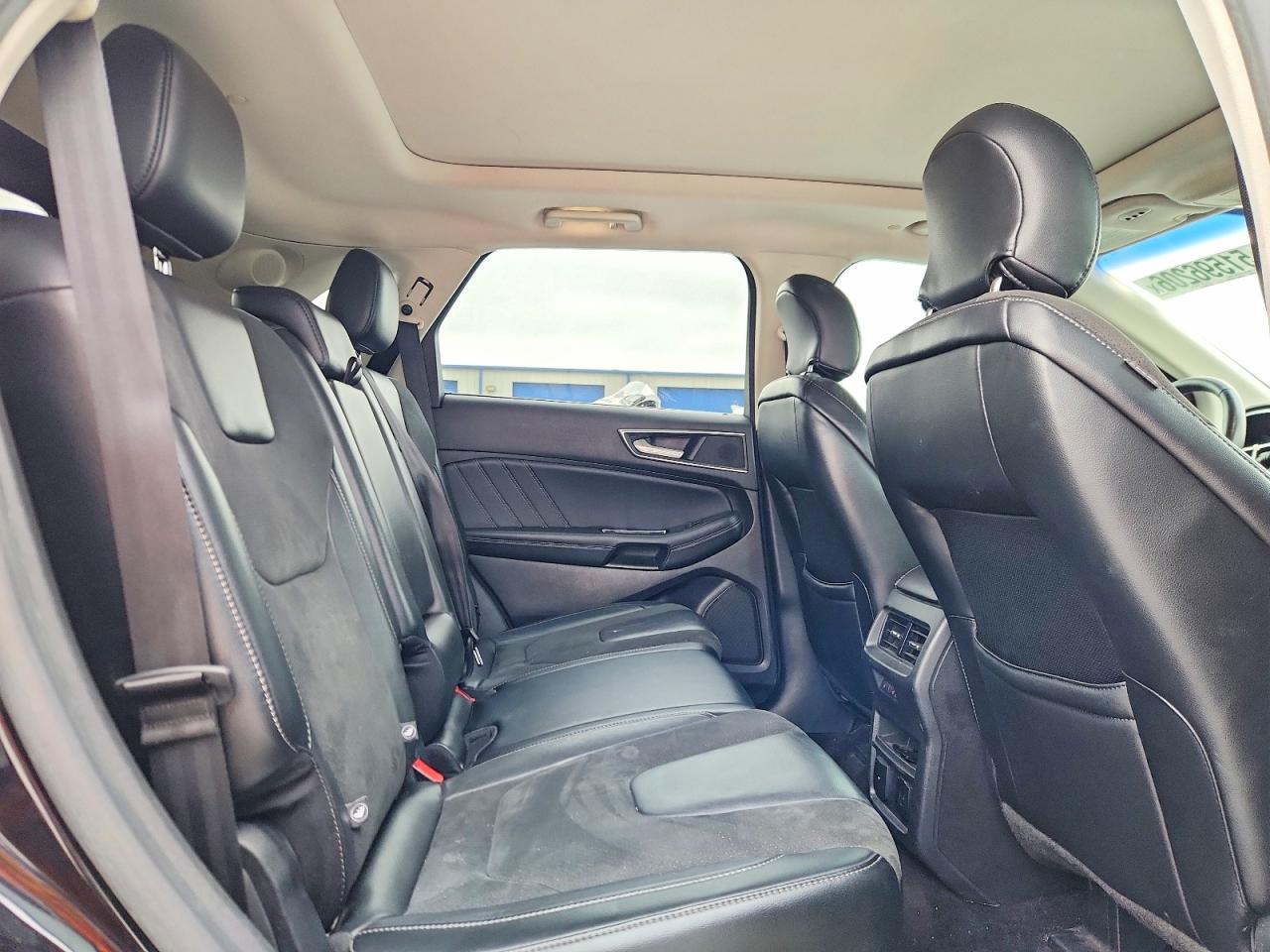 2016 FORD EDGE SPORT photo 21