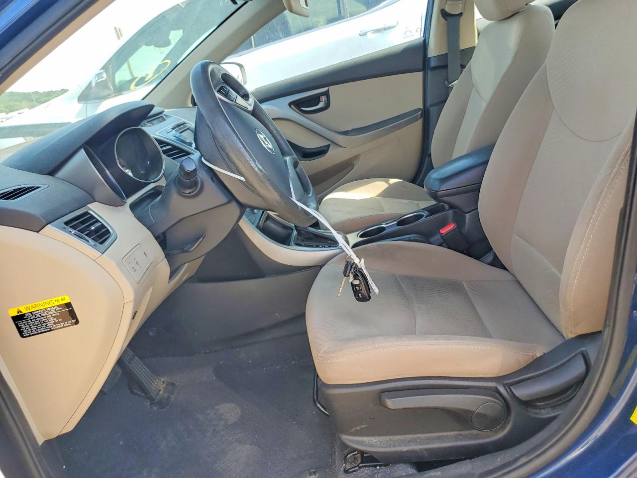 2015 HYUNDAI ELANTRA SE photo 13