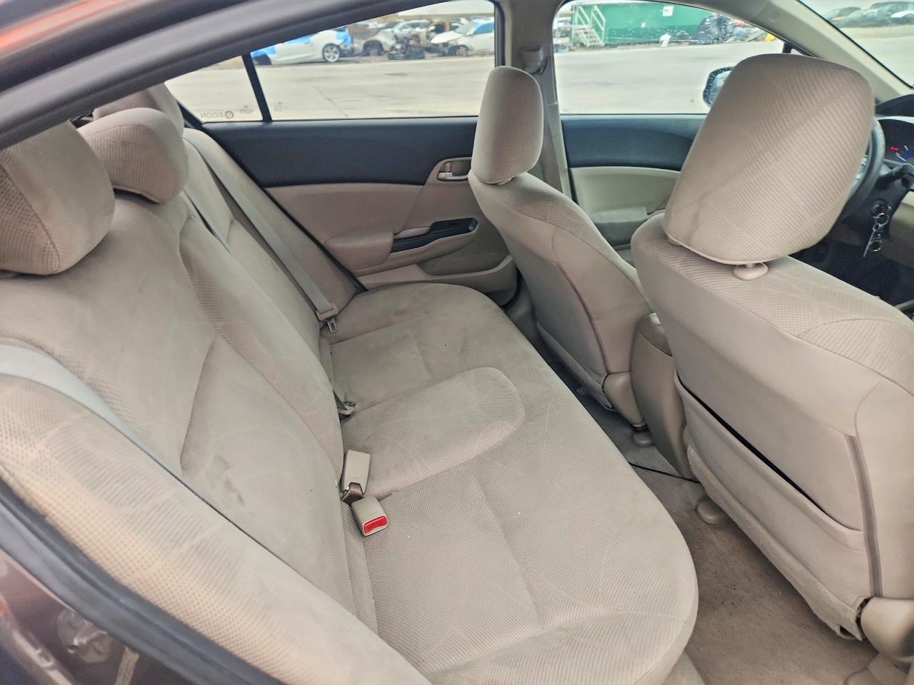 2012 HONDA CIVIC LX photo 19