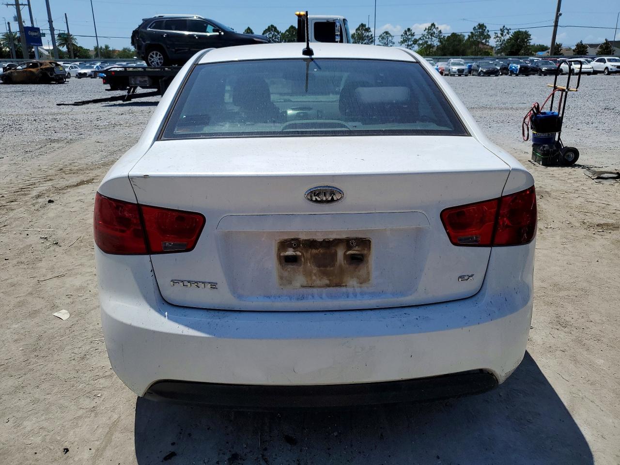 2013 KIA FORTE EX photo 11