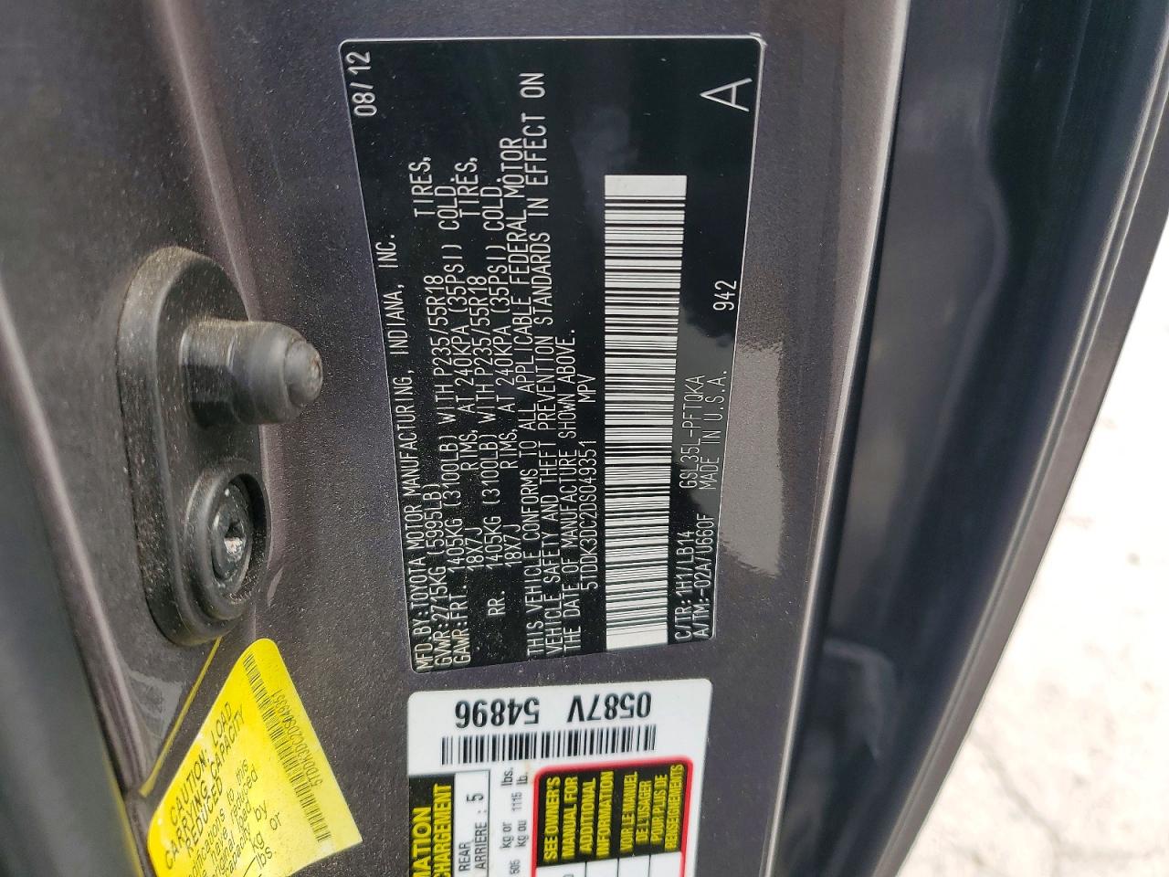 2013 TOYOTA SIENNA XLE 7-PASSENGER photo 37