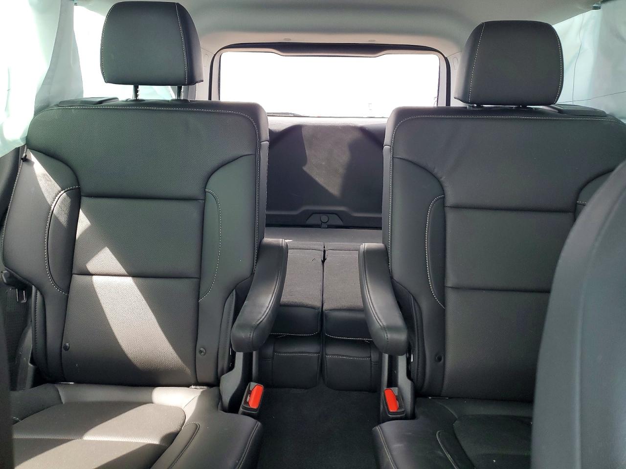 2023 GMC ACADIA SLT photo 10