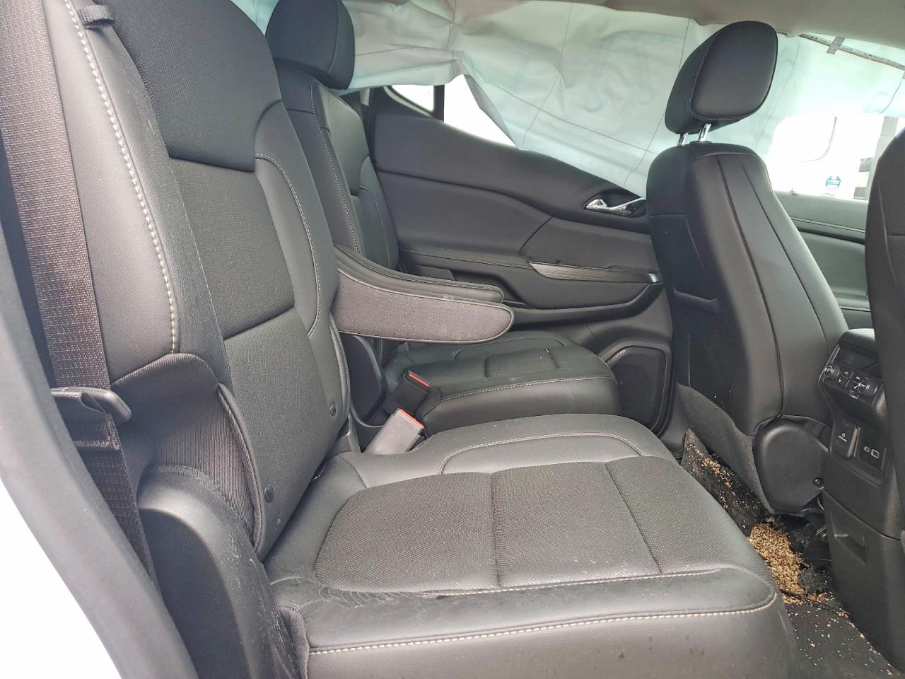 2023 GMC ACADIA SLT photo 11