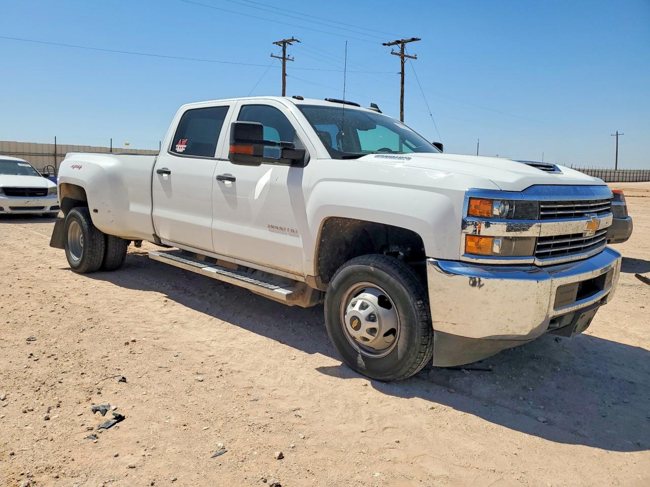 2018 CHEVROLET SILVERADO K3500 photo 10