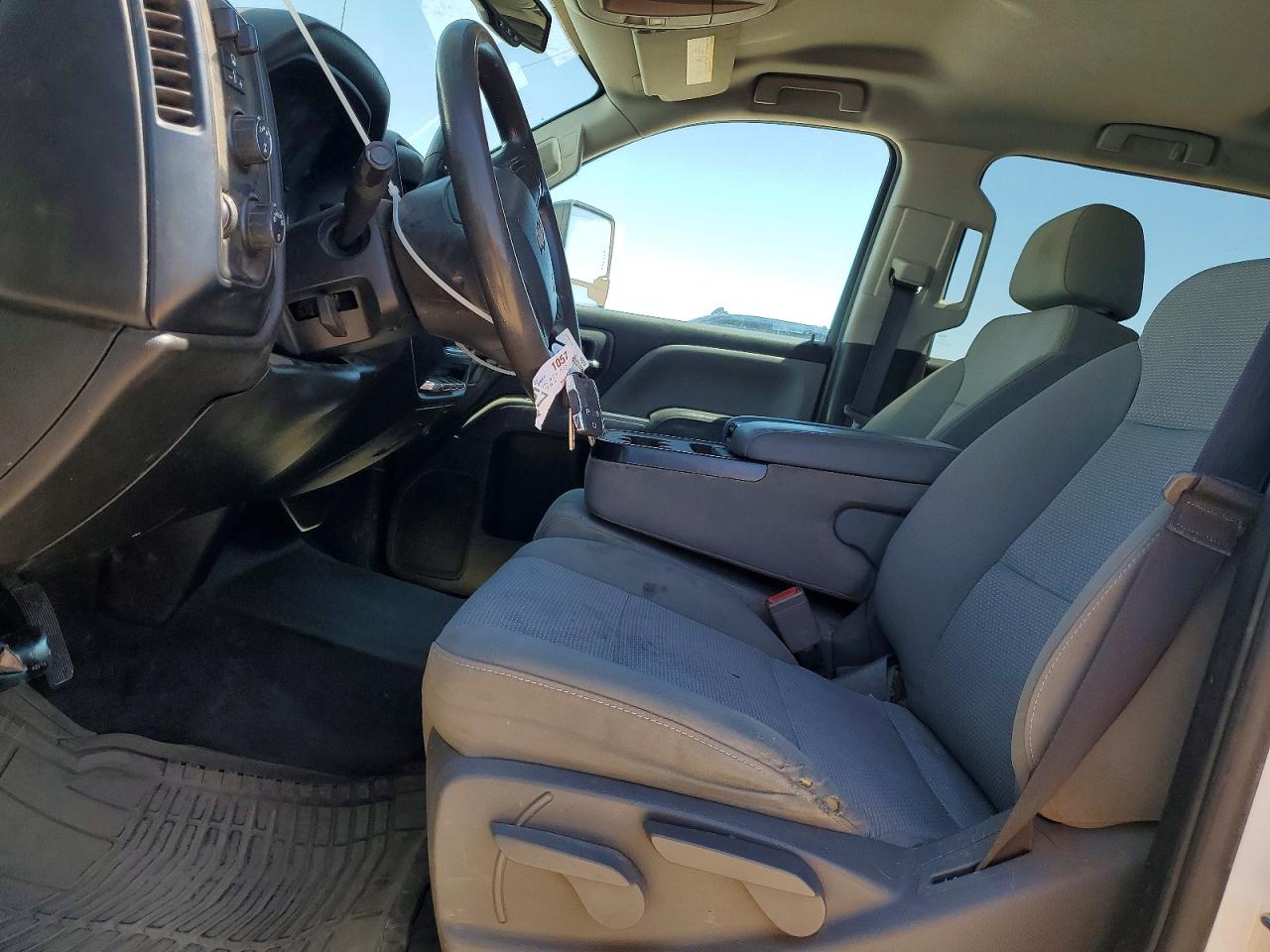 2018 CHEVROLET SILVERADO K3500 photo 19