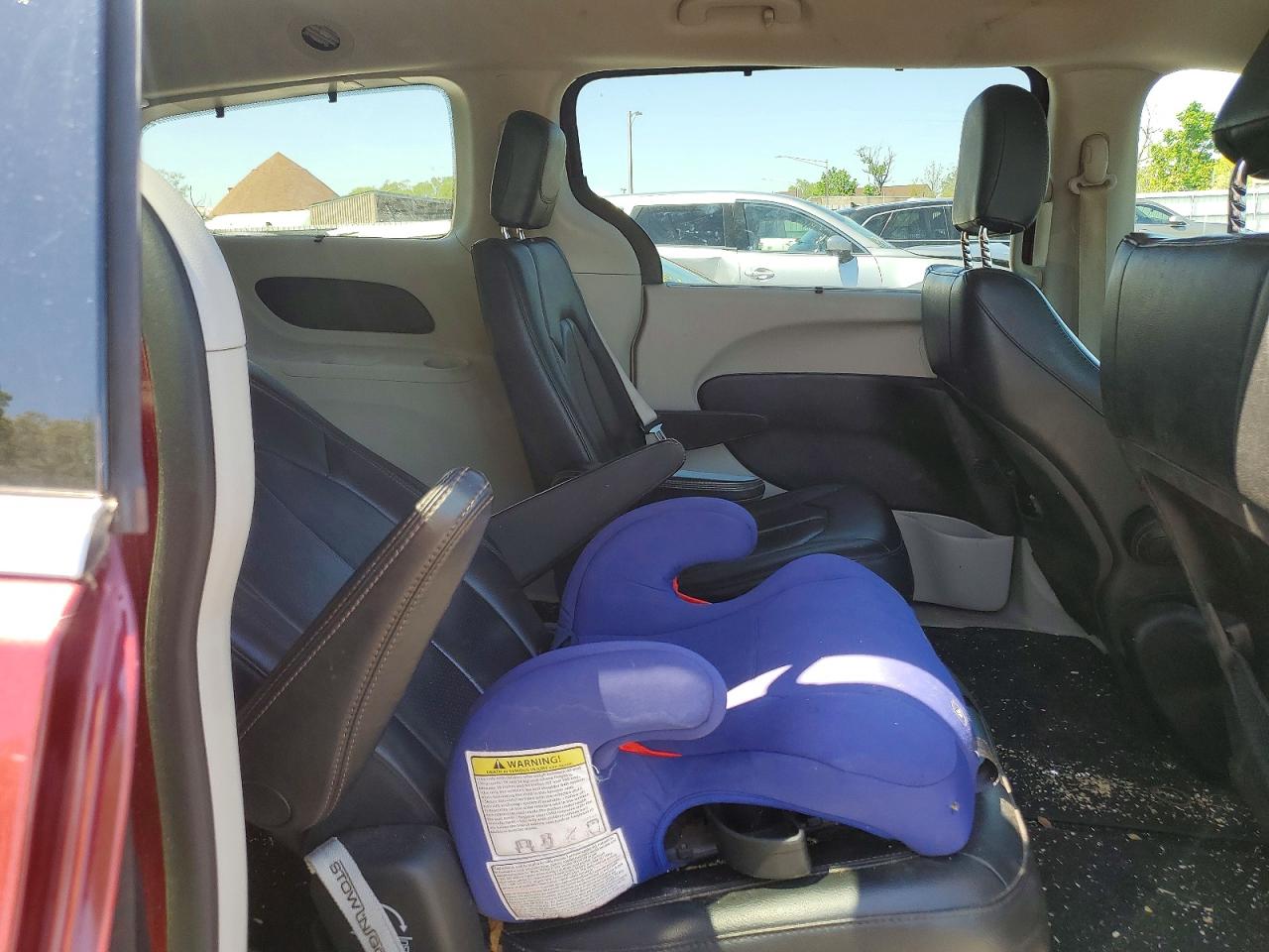 2019 CHRYSLER PACIFICA TOURING L photo 31