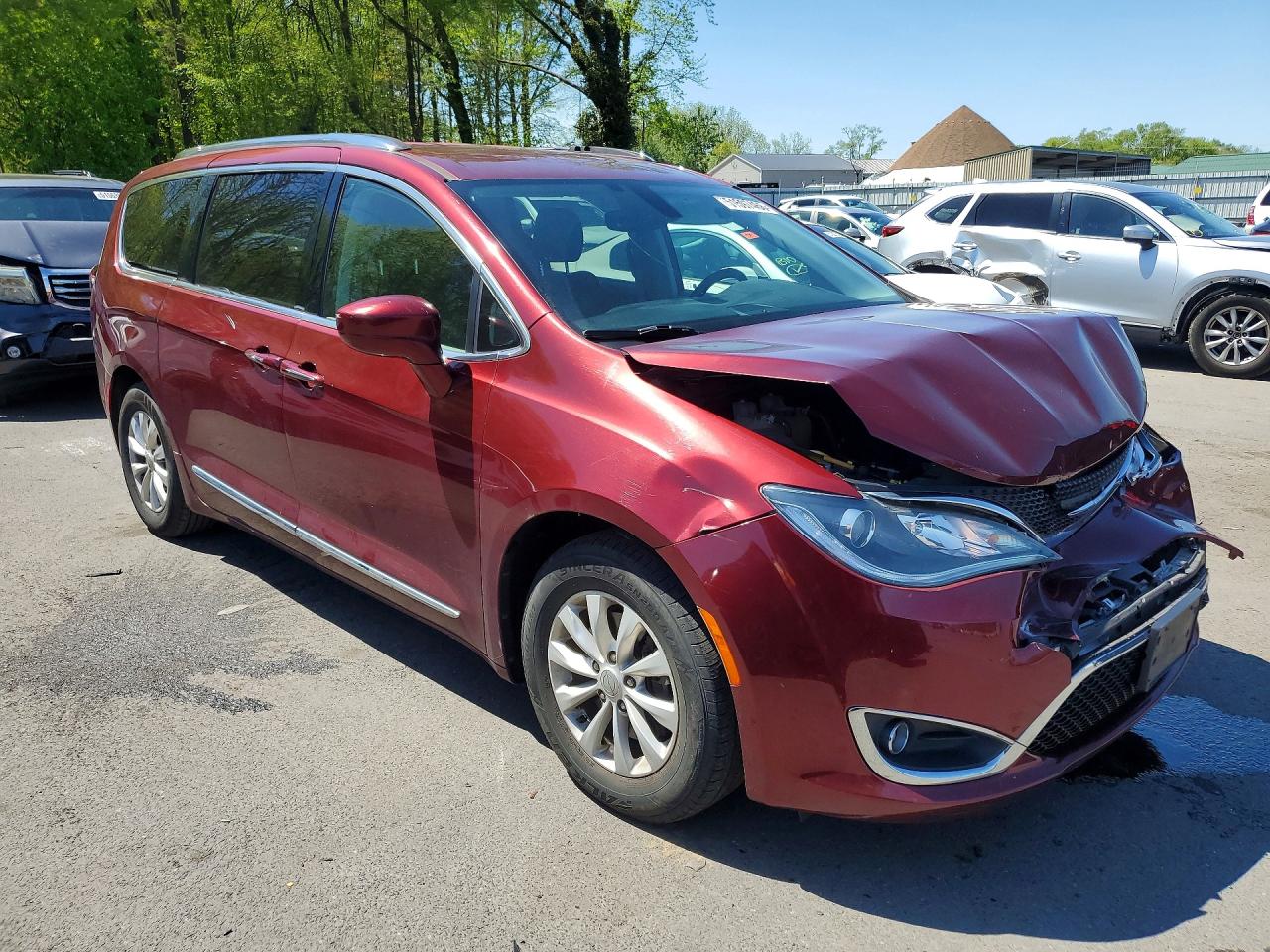 2019 CHRYSLER PACIFICA TOURING L photo 10