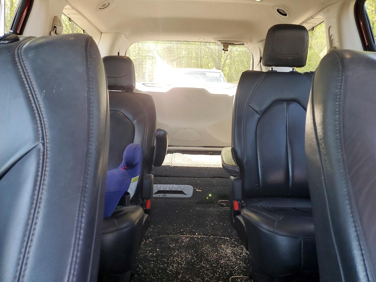 2019 CHRYSLER PACIFICA TOURING L photo 28