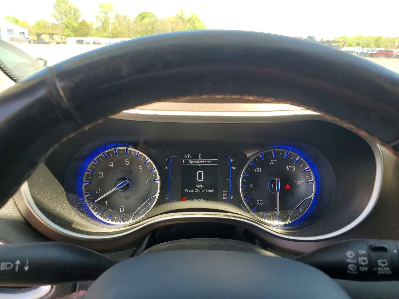 2019 CHRYSLER PACIFICA TOURING L photo 25