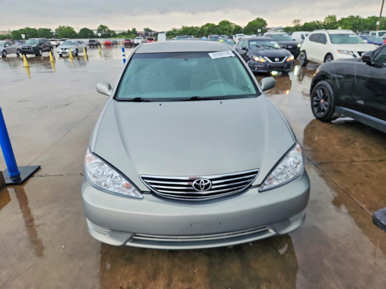 2006 TOYOTA CAMRY LE photo 5