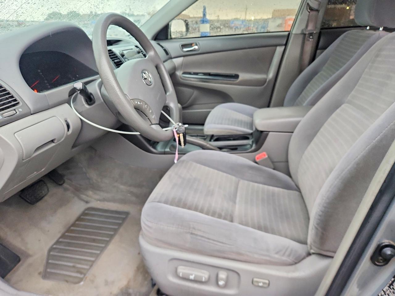 2006 TOYOTA CAMRY LE photo 7