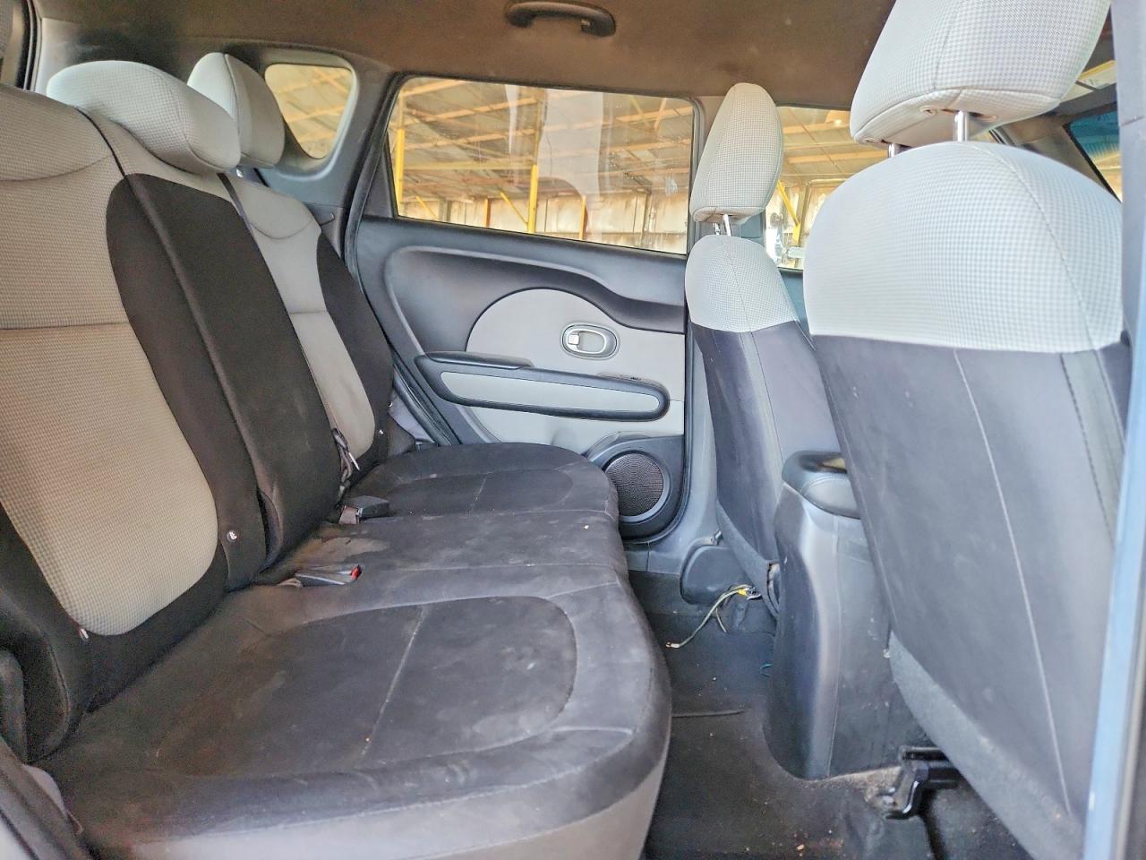 2015 KIA SOUL BASE photo 28