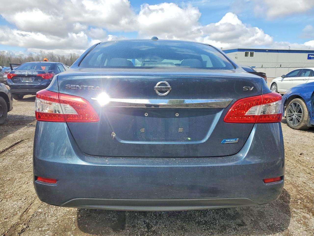 2014 NISSAN SENTRA S photo 16