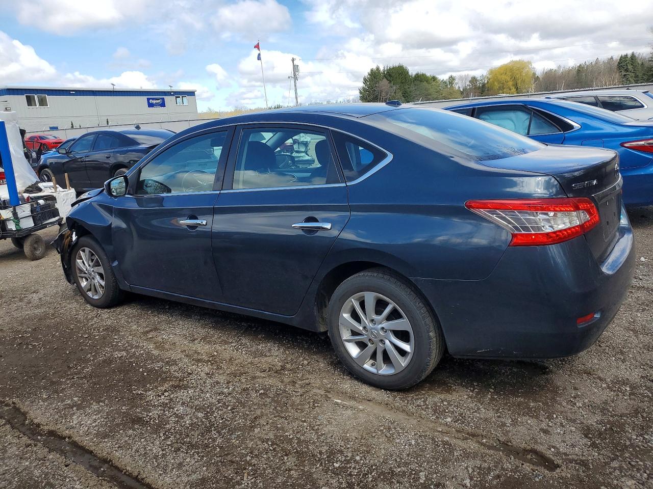 2014 NISSAN SENTRA S photo 4