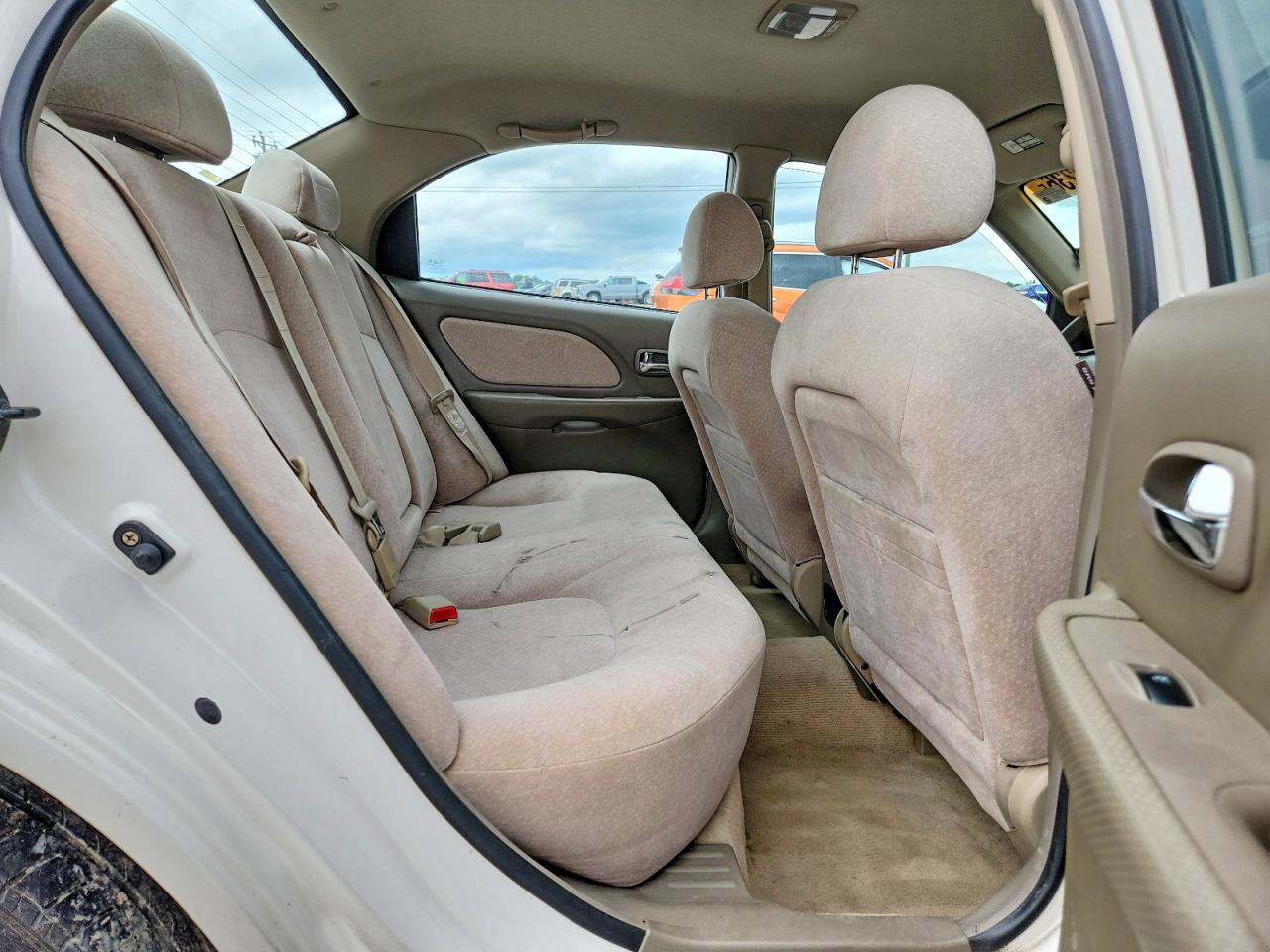 2004 HYUNDAI SONATA GL photo 10