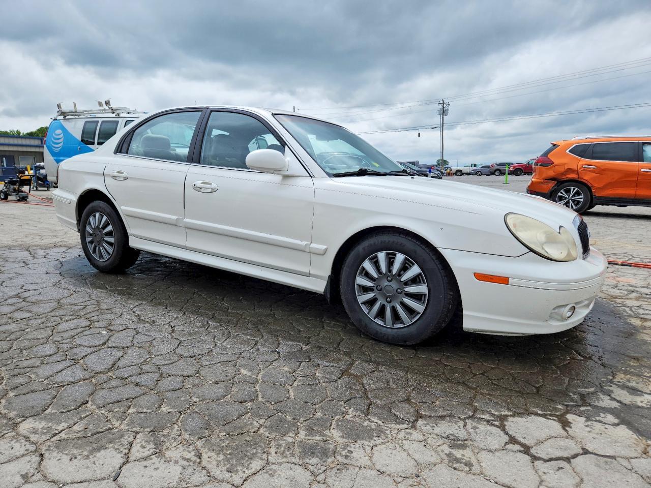 2004 HYUNDAI SONATA GL photo 4