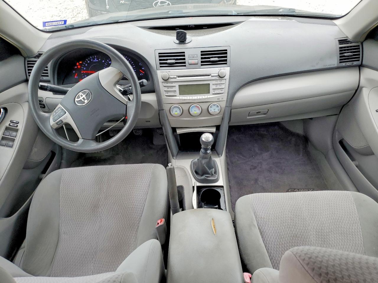 2011 TOYOTA CAMRY BASE photo 15