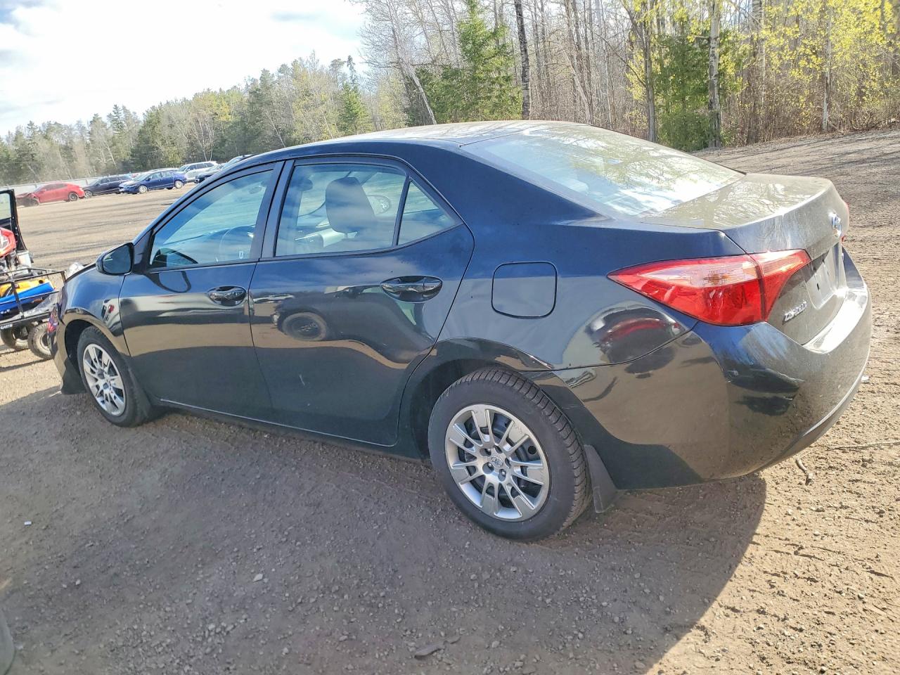 2017 TOYOTA COROLLA L photo 3