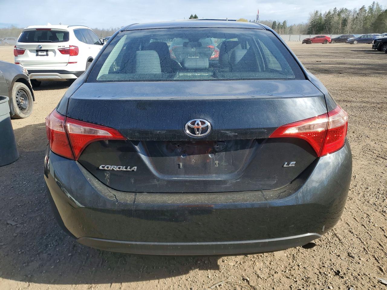 2017 TOYOTA COROLLA L photo 11