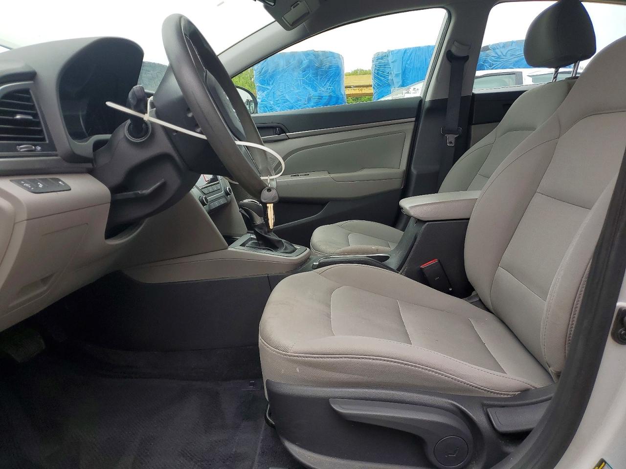 2018 HYUNDAI ELANTRA SEL photo 13