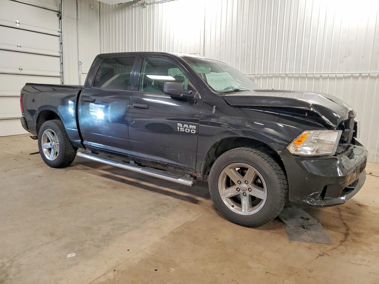 2015 RAM 1500 ST photo 7