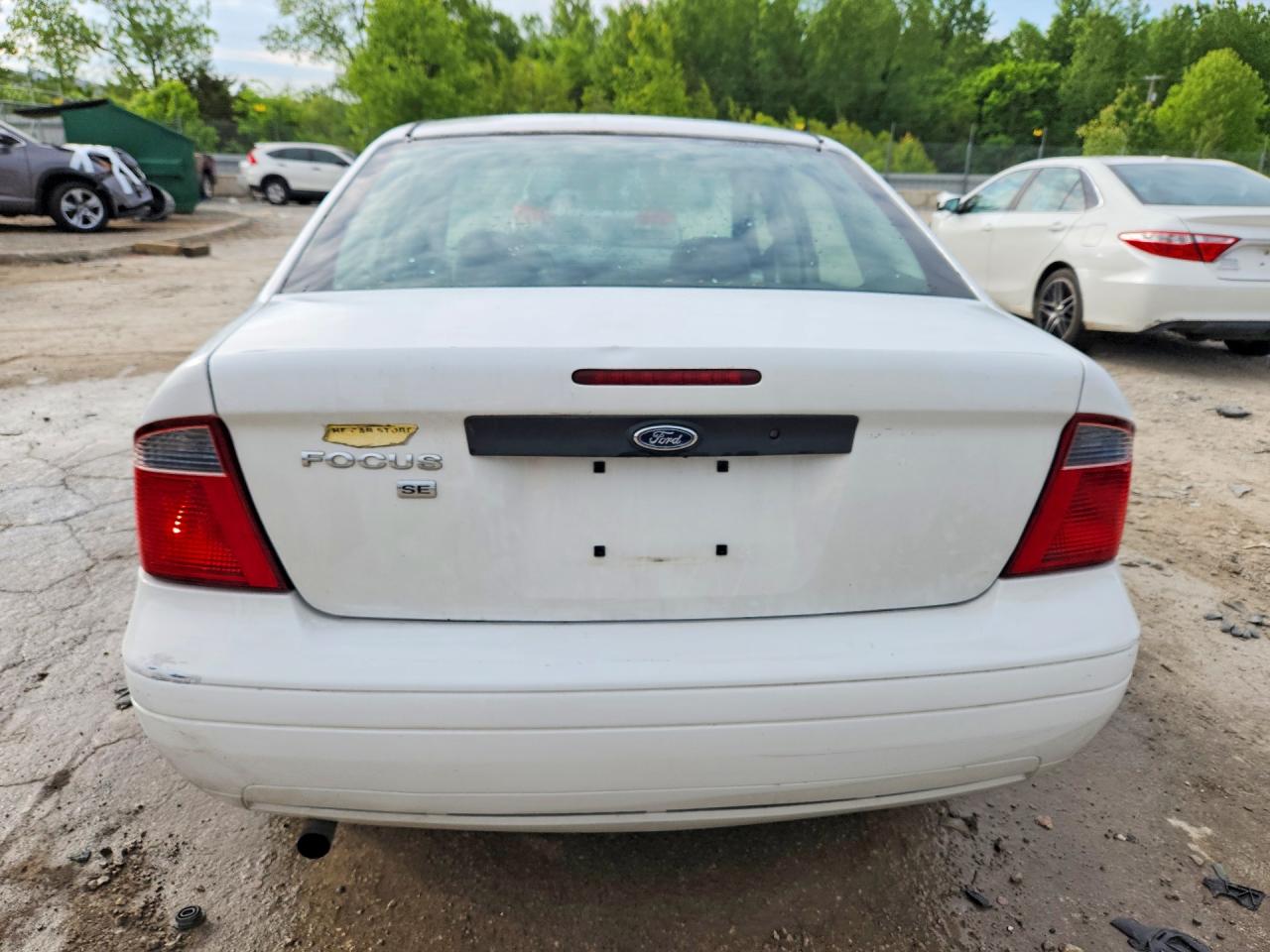 2007 FORD FOCUS ZX4 photo 16
