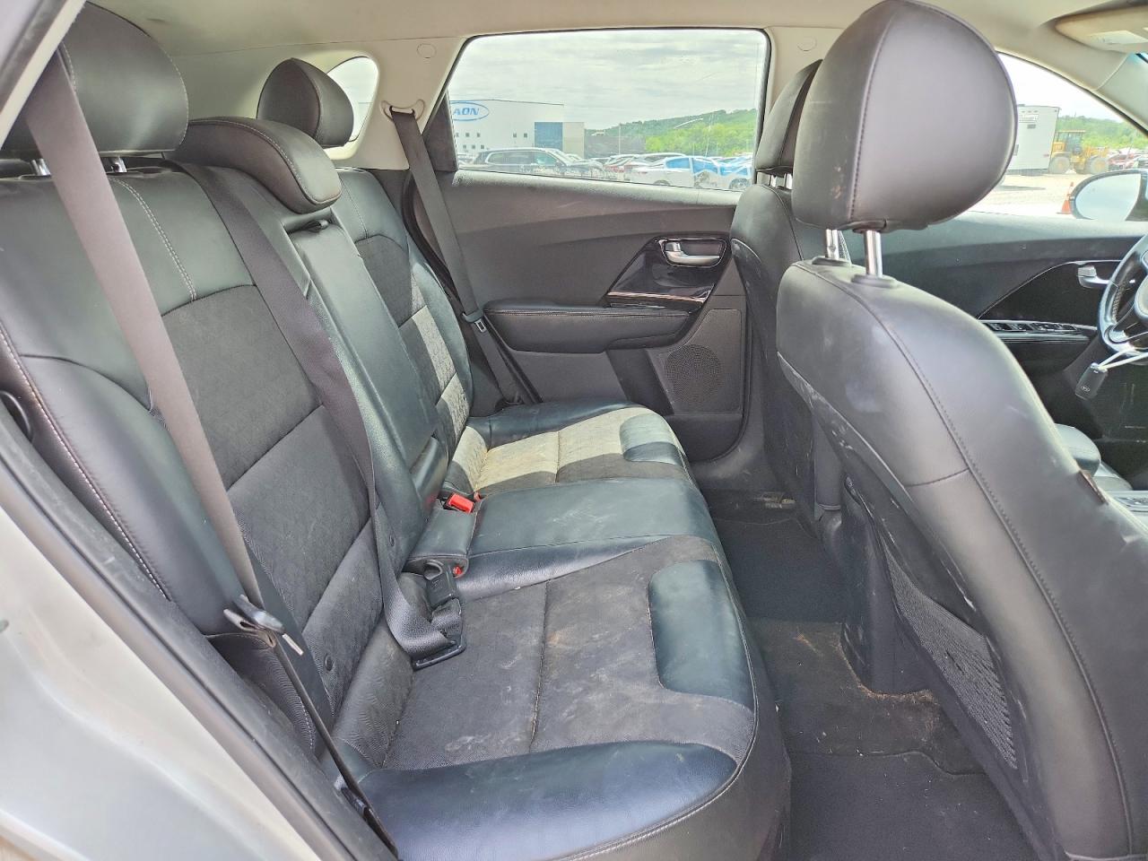 2019 KIA NIRO S TOURING photo 19