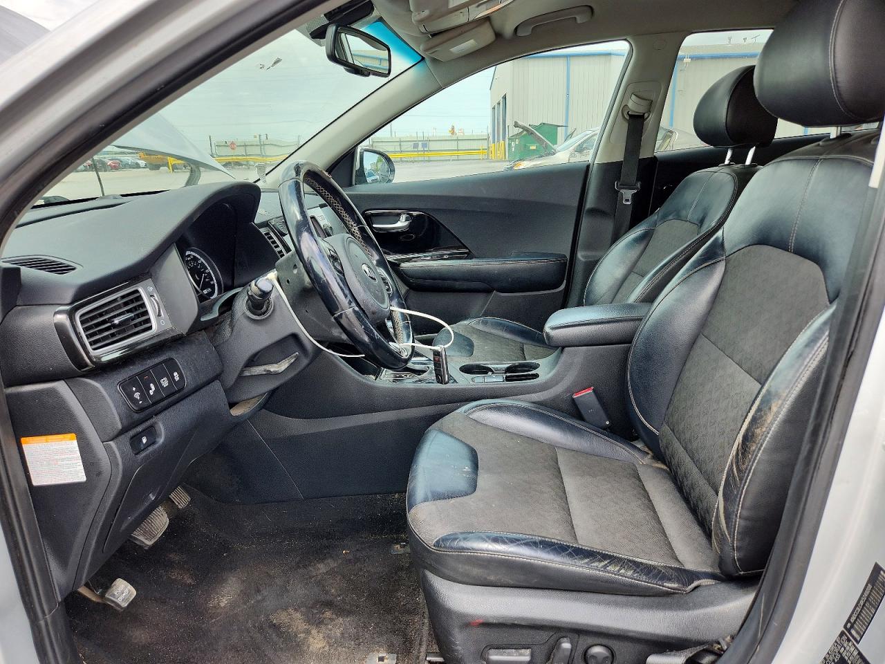 2019 KIA NIRO S TOURING photo 13