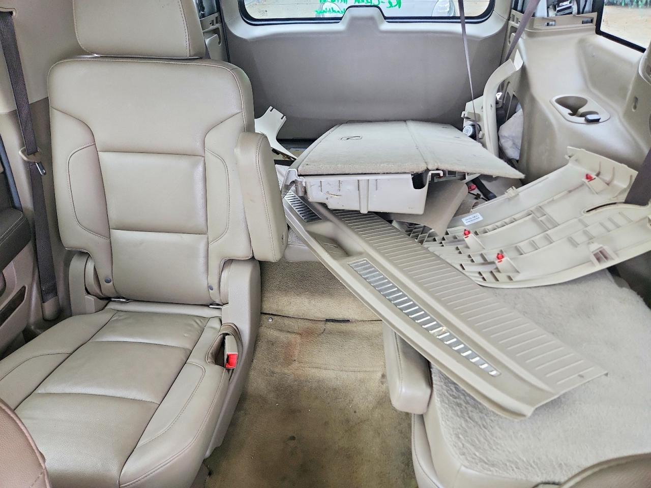 2017 CHEVROLET TAHOE C1500 LT photo 28