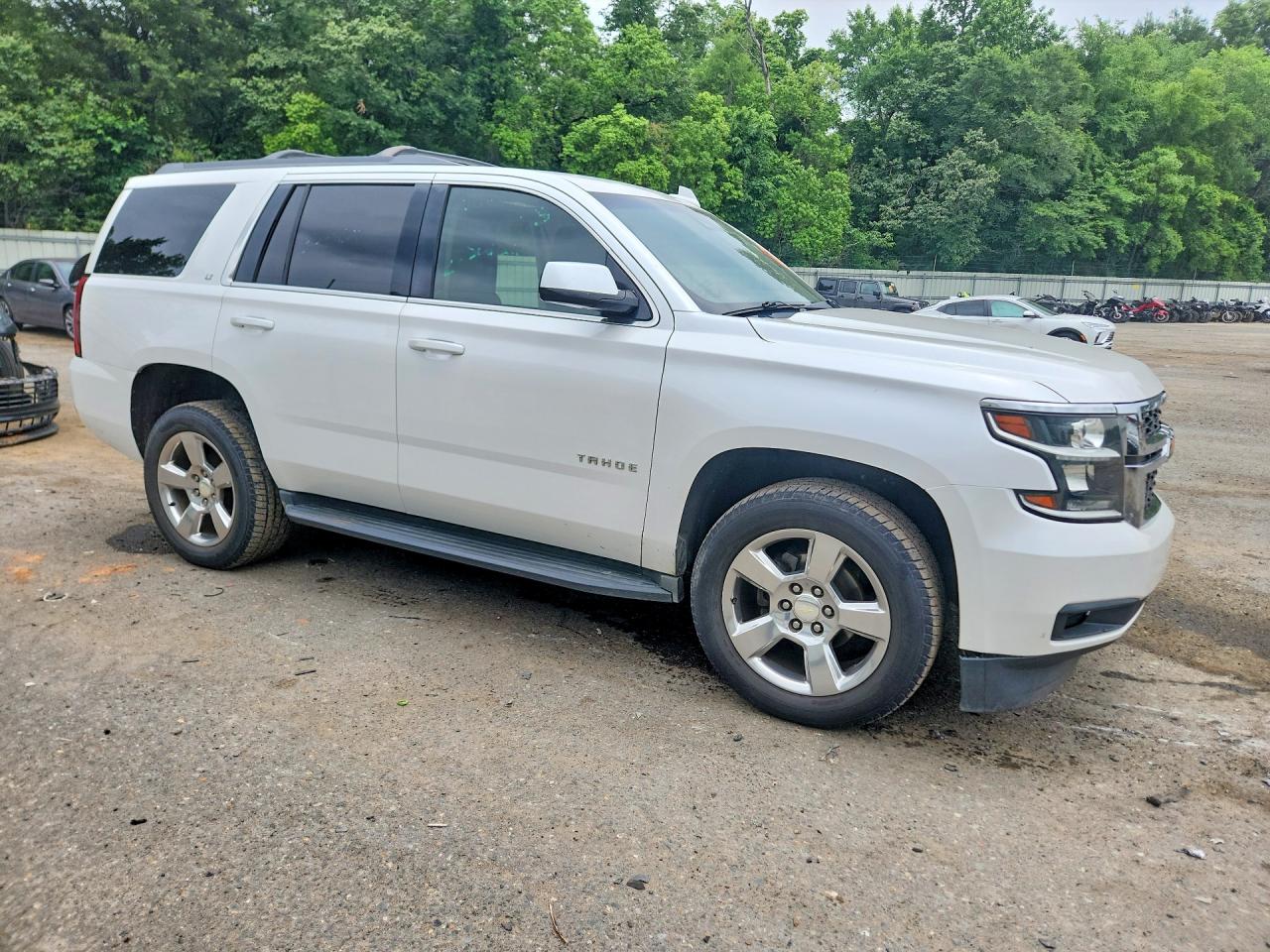 2017 CHEVROLET TAHOE C1500 LT photo 10